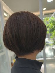 -首脑美发沙龙