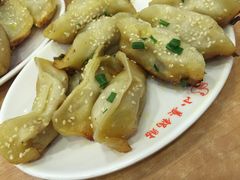 -小姜锅贴(凤凰街店)