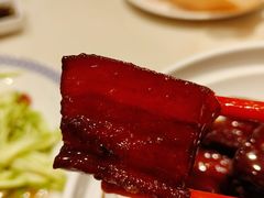 -白玉兰酒店(上海田子坊马当路地铁站店)
