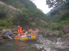 -藏龙百瀑漂流