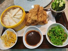 馓子烙饼-伊和园清真餐饮