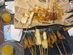 -老街烧烤大排档·地道湖北菜·龙虾馆(汉口火车站店)
