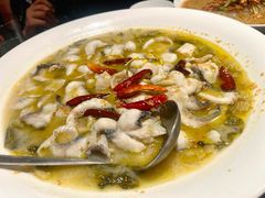酸菜嫩滑鱼片-阿庄新豫菜(通泰路店)