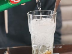 咸柠七-皇后餐厅-煲仔·小菜·打边炉(古北店)