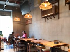 -炉小二铜锅牛蛙•川湘菜(三里屯店)