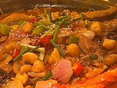 -鸣记脆皮烤鱼·海鲜烤鱼(三八广场店)