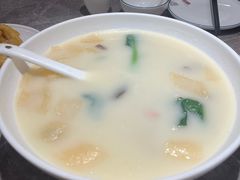 -闫府私房菜(恒隆店)