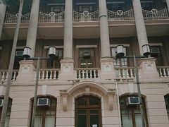 -香港大学