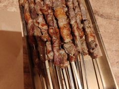 钢签羊肉串-耶里夏丽·丝路国际新疆菜·清真食品(徐汇南丹东路臻选店)
