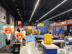 -极限Jump蹦床·新潮玩运动世界·室内乐园·团建·派对中心