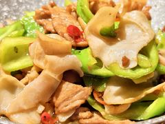 -耶里夏丽·新疆菜·28年喀什老馆(田林东路店)