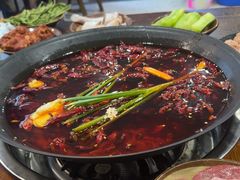 -黄潇洒老火锅(九眼桥宏济巷店)