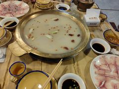 -颜氏双江清水鱼一养身火锅(磁器口店)