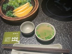 -三出山火锅(万象天地店)