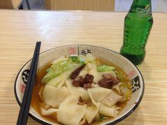 牛肉板面小碗-洋洋安徽牛肉板面(洋洋店)