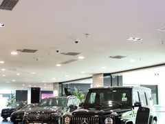 -浙江星杭奔驰4S店(海创园店)