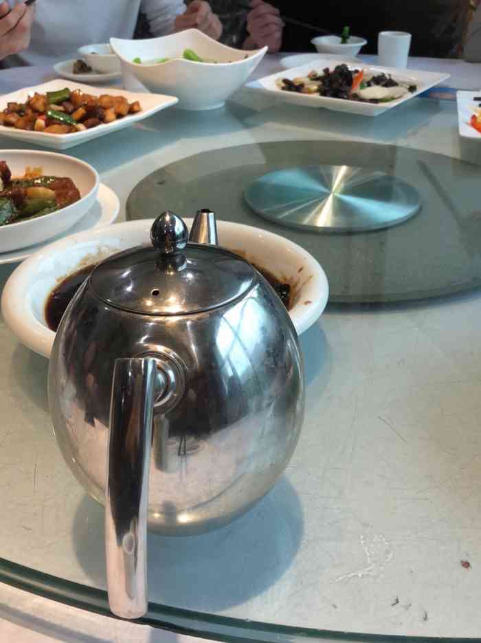 御海湾大酒楼-"今天同密友到位于同济路和普澜路交汇处的御.