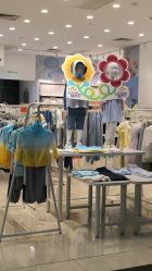 -乐友孕婴童(龙旗购物中心店)