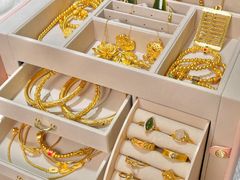 -聚云奢二手奢侈品黄金手表包包回收·中古店(三里屯总店)