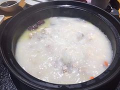 -洪氏嗨捞·广东猪肚鸡·椰子鸡火锅(西咸万象城店)