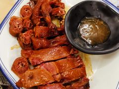 -刘姐啤酒鱼民族演艺餐厅(西街总店)