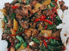 -鲁南仔·滕州炒鸡(经三路店)