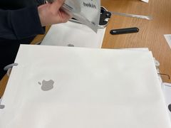 -Apple零售店(华贸购物中心店)