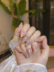 -悦指间美甲美睫美肤