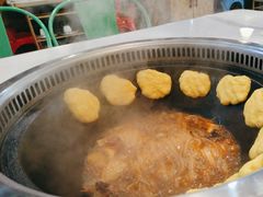 -哈尔滨烧烤·山河村铁锅炖(交大店)