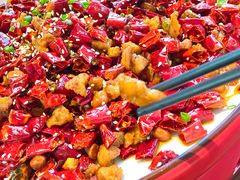 -有红鸡毛店·川菜(建设路店)