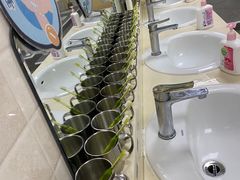 -红黄蓝幼儿园(颐东苑店)