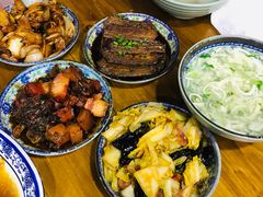 -荣华基·现炒快餐(肇嘉浜路店)