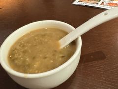 -卡普里披萨·牛扒·下午茶