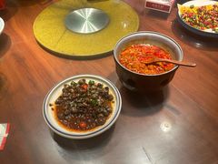 -川流不息·地道川菜·小龙虾(松东路店)