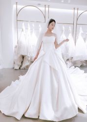 -艾米丽婚纱礼服