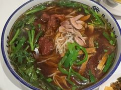 -镇南锅盖面馆(解放路店)