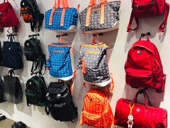-MCM(比斯特上海购物村店)