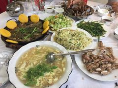 -宾朋海鲜特色美食餐厅·纯手工鲅鱼水饺(兴海路店)