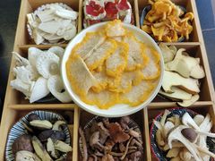 -野菌皇海景野生菌火锅(滨海大道店)