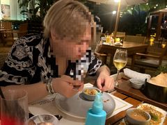 -三亚艾迪逊酒店·海滩烧烤 BARBACOA·现场乐队·浪漫晚餐·烧烤海鲜