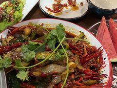 -乡土黄·鲜牛肉火锅·小龙虾(兴业街店)