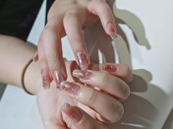 -瞧·享轻奢美甲美睫