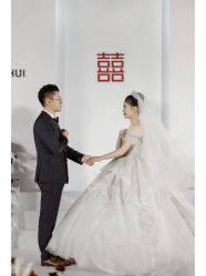 -MECCI婚礼摄影跟拍(红东方广场店)