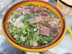 -花溪牛肉粉(八鸽岩店)