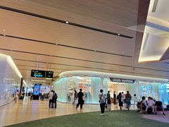 -关西国际机场直营免税店