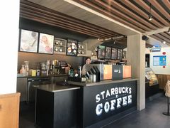 -星巴克(西藏路店)