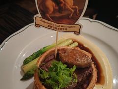 -福楼毕斯罗F Bistronome(国贸商城约会地标景观店)