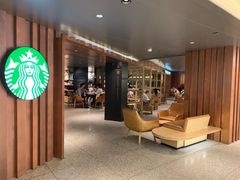 大堂-星巴克臻选(国贸商城首店)