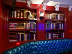 -GAGA主题量贩式KTV平价店(工大店)