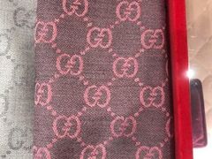 -Gucci(戴高乐机场T 2E)